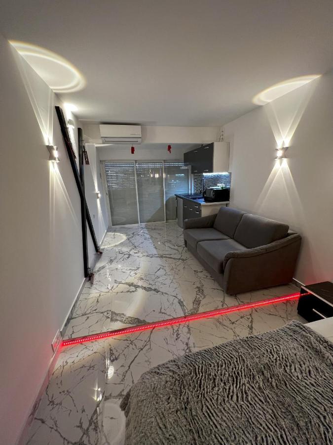 Fetish Studio Agde Buitenkant foto